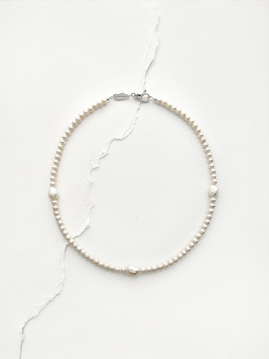 Arcenkelab Pearl and Baroque Choker Necklace