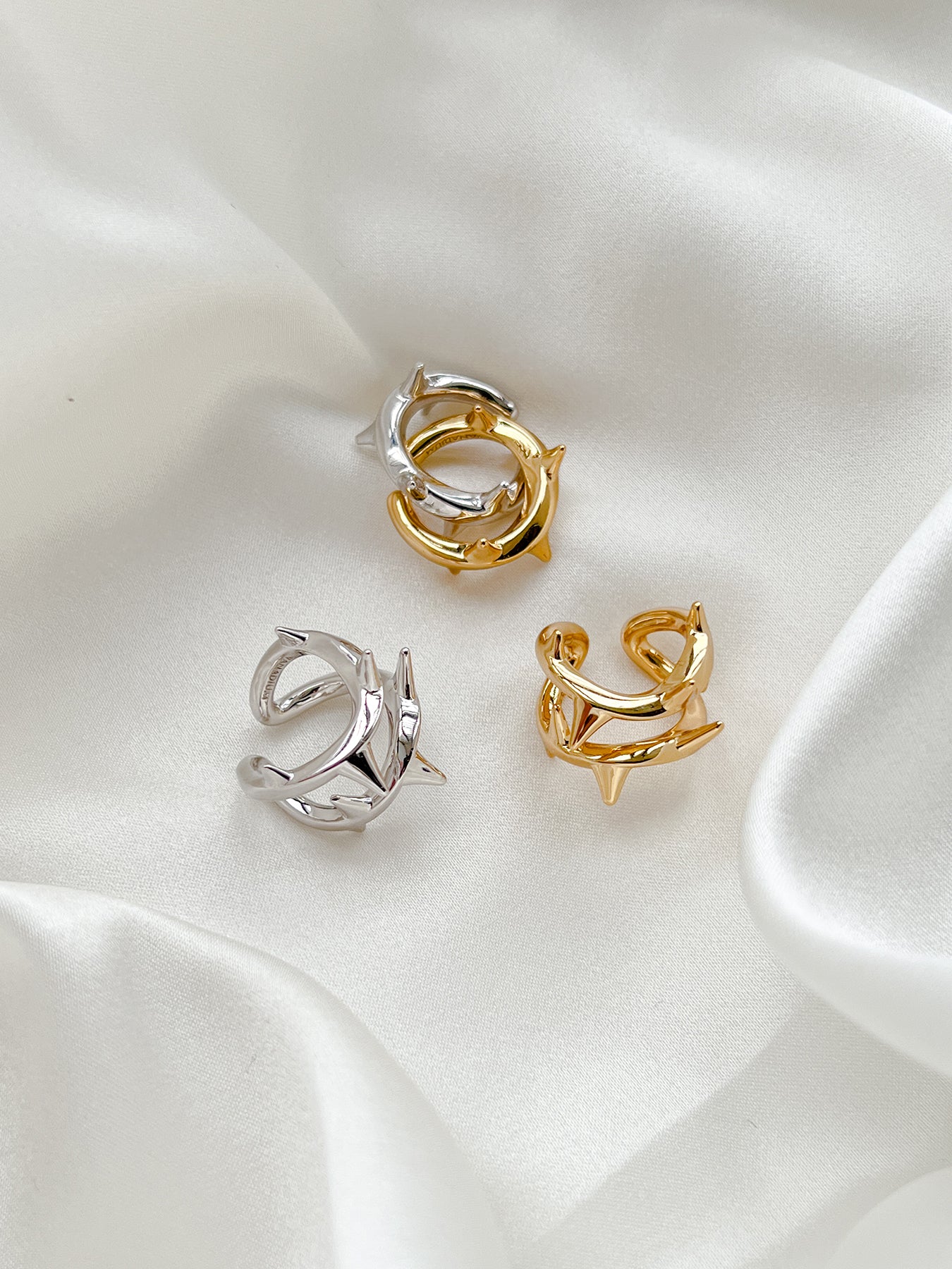 Arcenkelab Rose Thorn Ear Clip